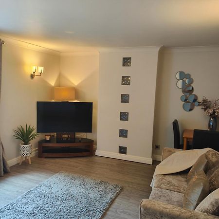 Chester City Apartments - With Free Parking Εξωτερικό φωτογραφία
