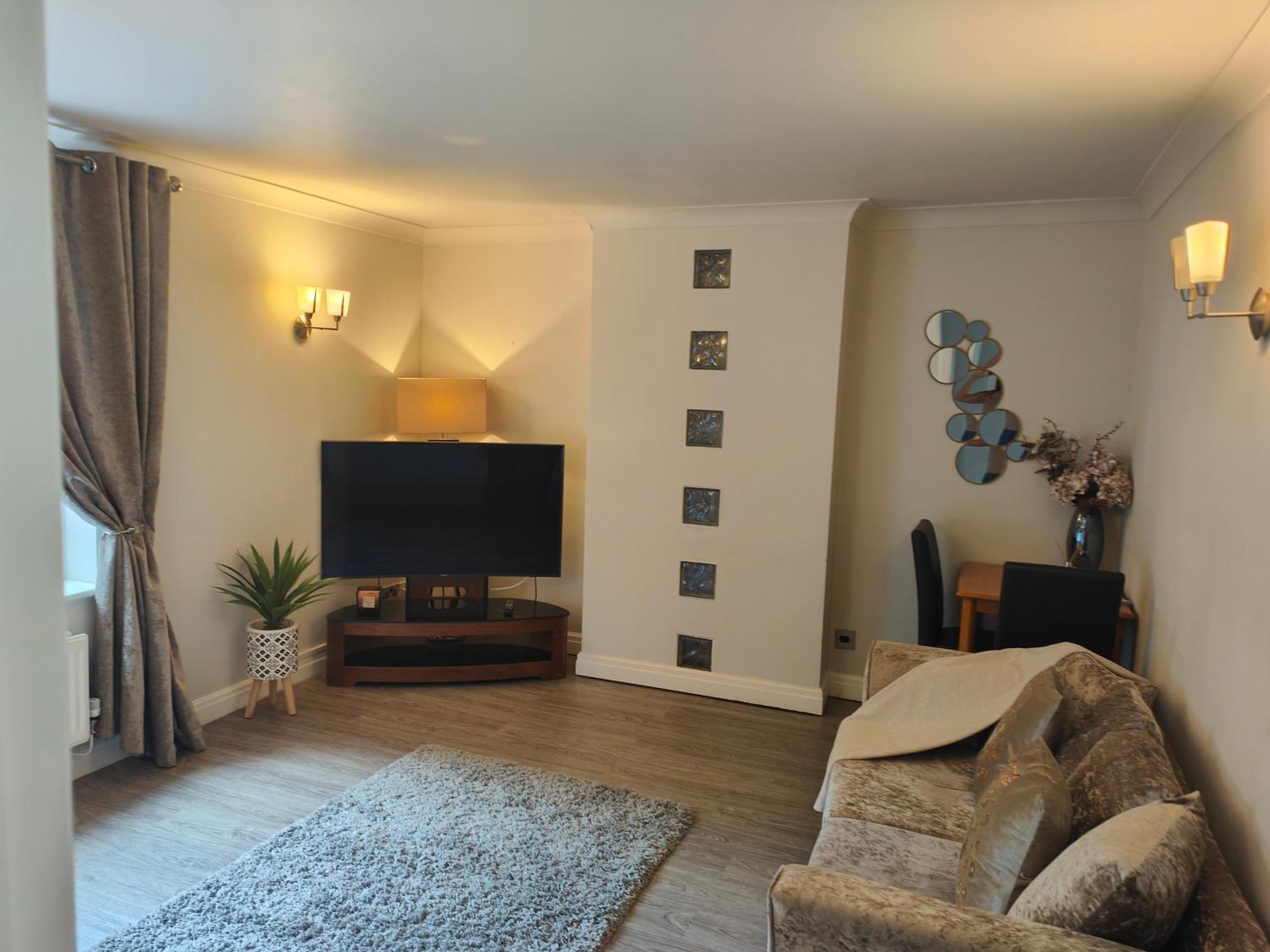 Chester City Apartments - With Free Parking Εξωτερικό φωτογραφία